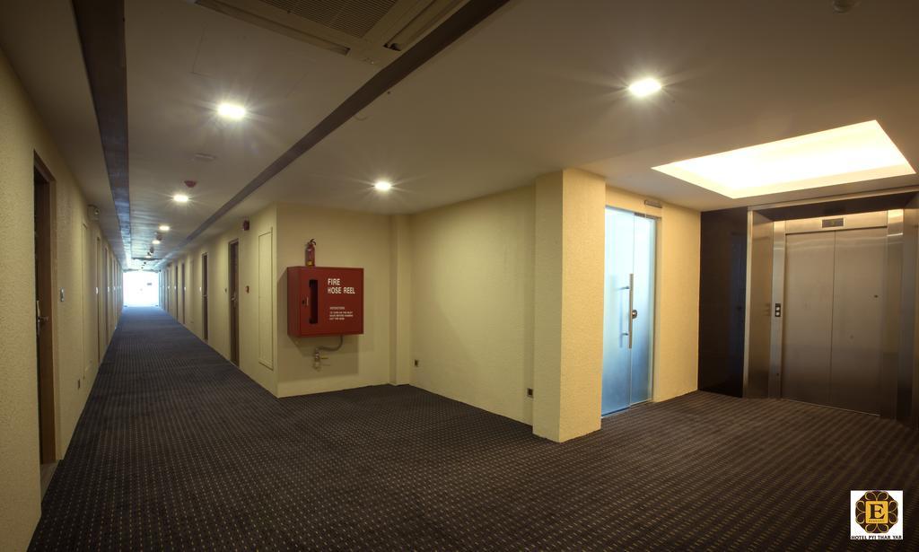 Elegant Hotel Pyi Thar Yar Rangún Exteriér fotografie